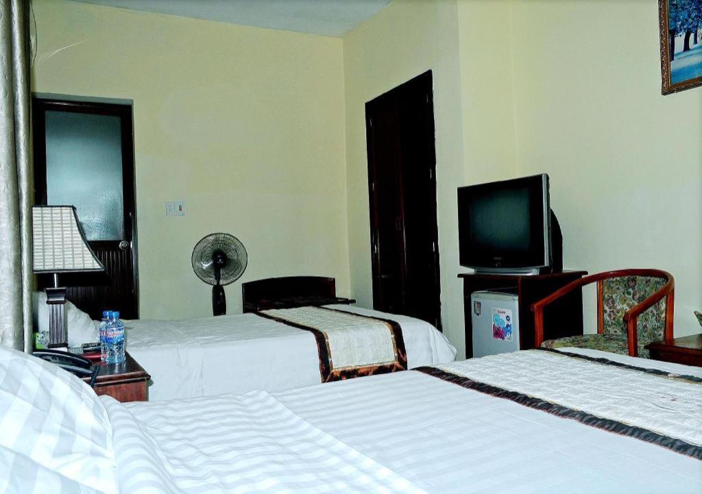 Hai Au Hotel Hai Phong Exterior photo